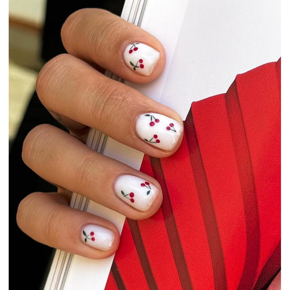 مرکز تخصصی کاشت ناخن پرستو ایراندر